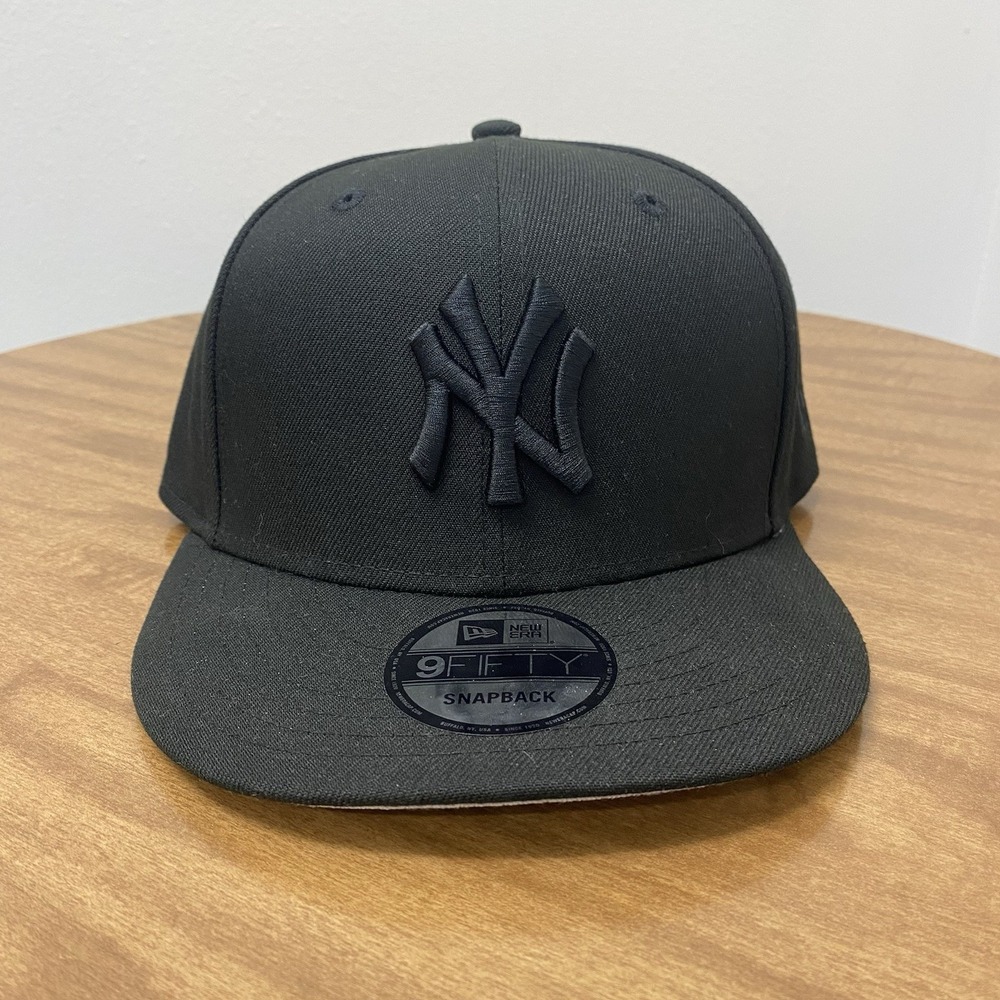 New Era New York‎ Yankees MLB All Blacked Out 9FIFTY A-Frame Snapback Adjustable